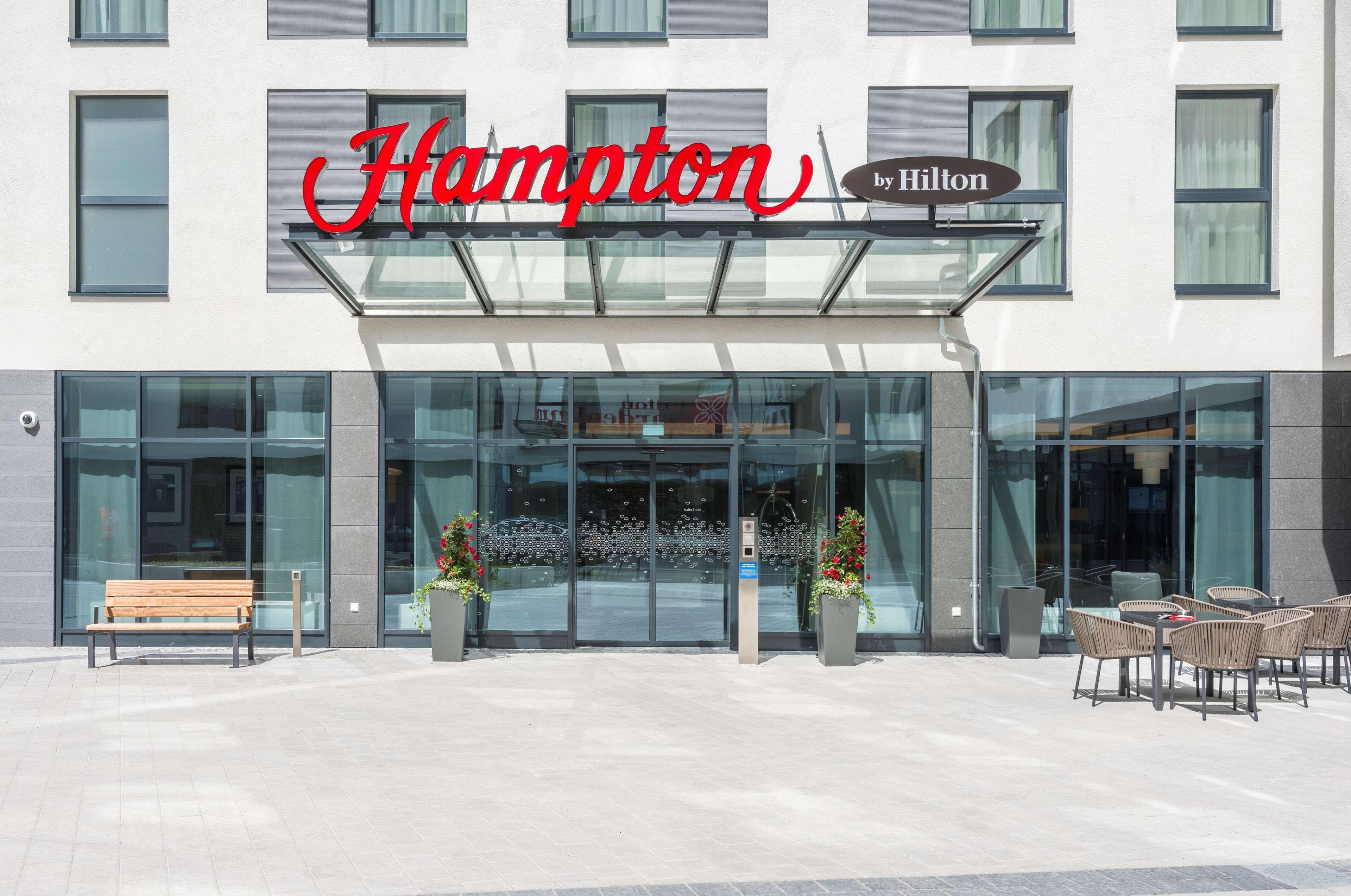 Hampton By Hilton Munich City West Экстерьер фото